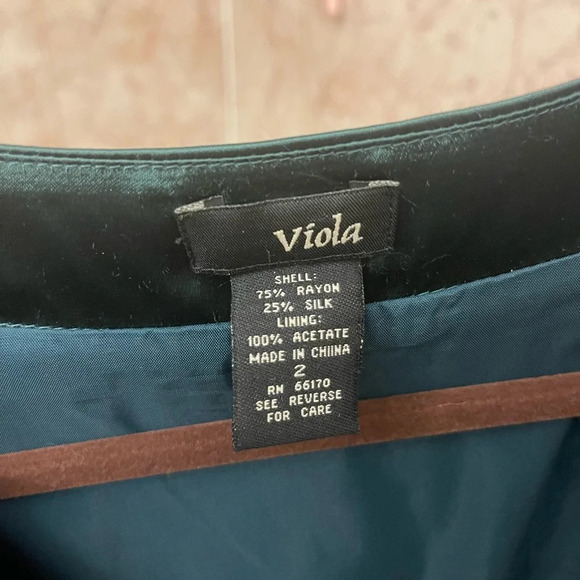 Vintage 1920s style Viola Cocktail Dress Size 2. Silk-rayon blend. - Picture 3 of 6